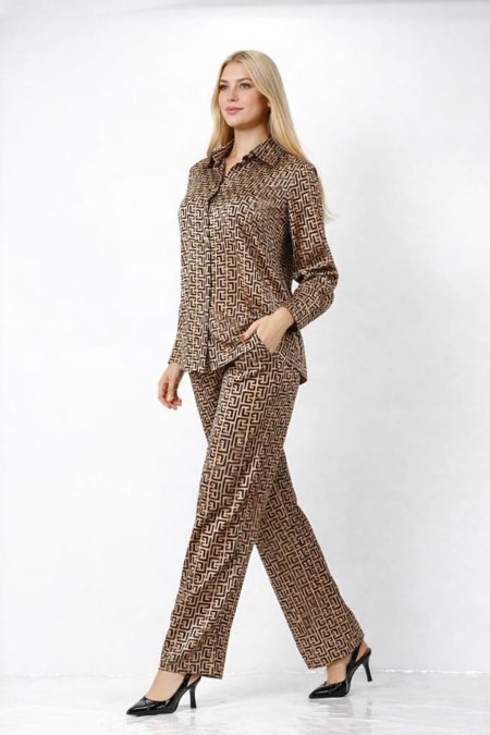 طقم كم طويل