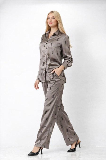 طقم كم طويل إيف سان لوران