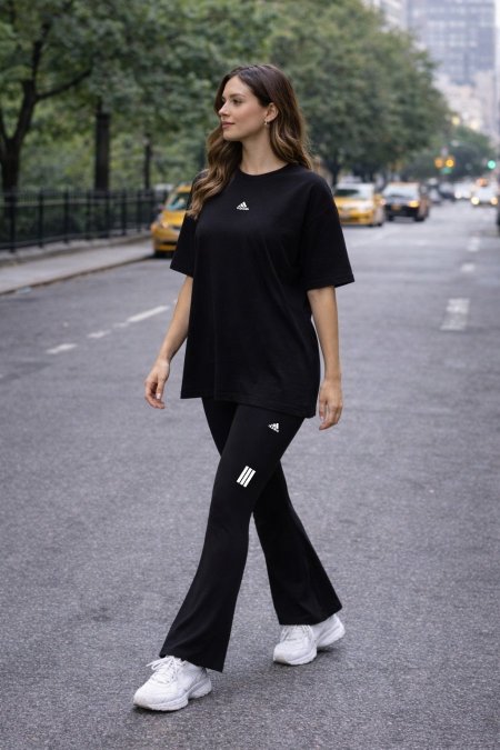 طقم رياضي اديداس (تايتس اسبانيولي + نص كم)